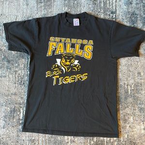 Vintage Cuyahoga Falls Tiger Tshirt Large